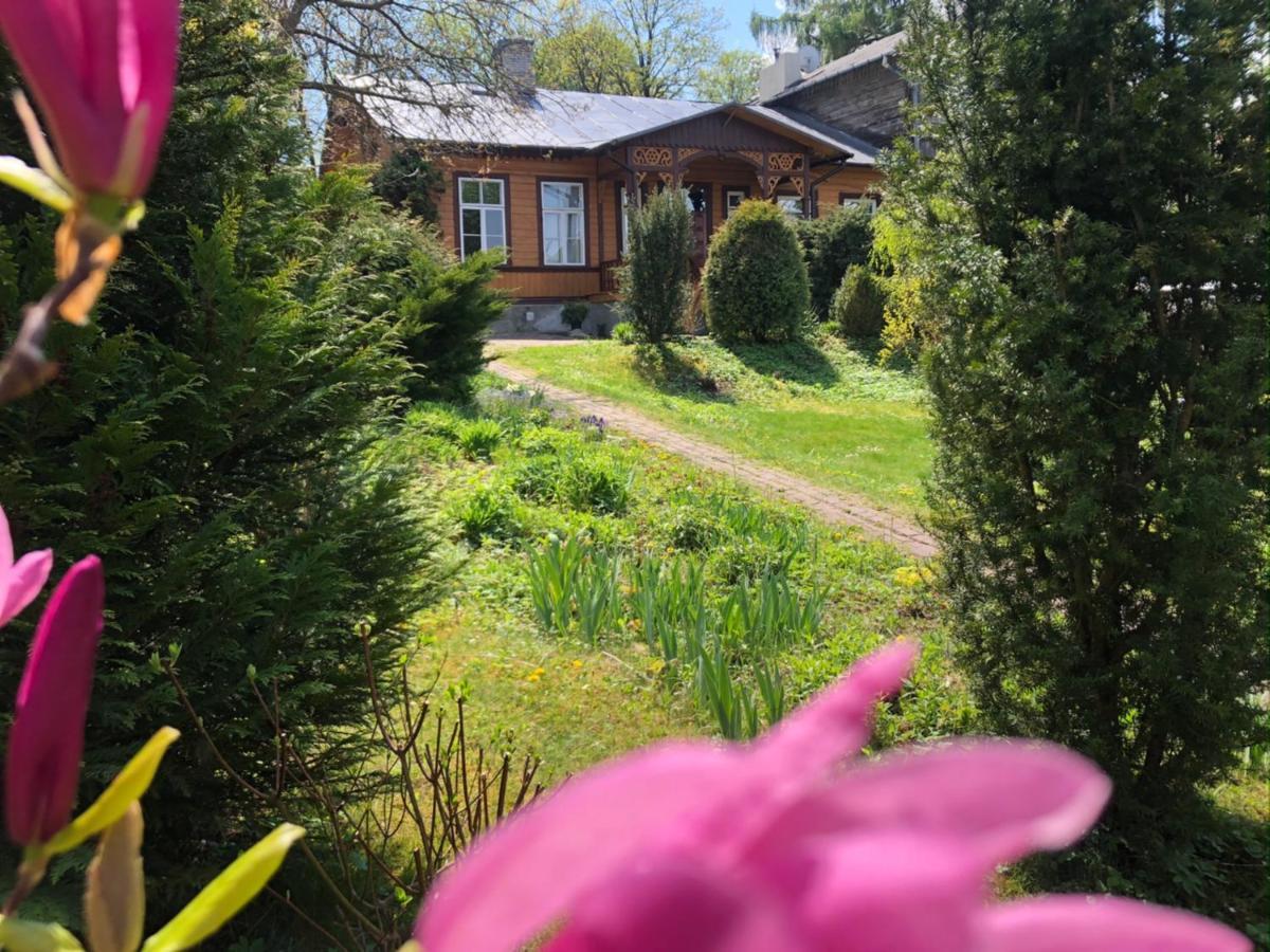 Willa "Mazowsze" Nałęczów Exterior foto